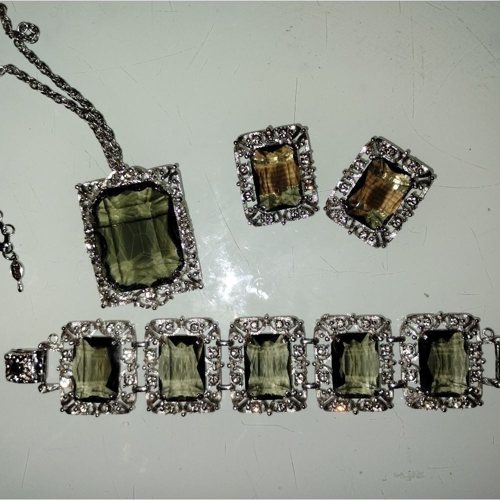 1962 Sarah Coventry Celebrity Jewelry Set Exquisite/Vintage